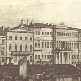 Николай Гоголь был зачислен канцелярским чиновником в Департамент уделов