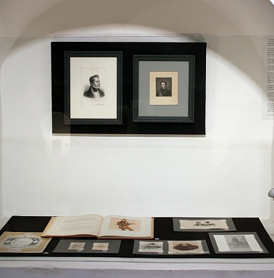 В музее Вологодского Кремля открылась выставка из фондов Дома Гоголя