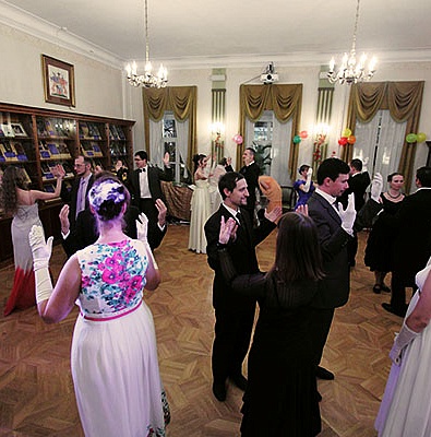 Бал исторических танцев в «Доме Гоголя»